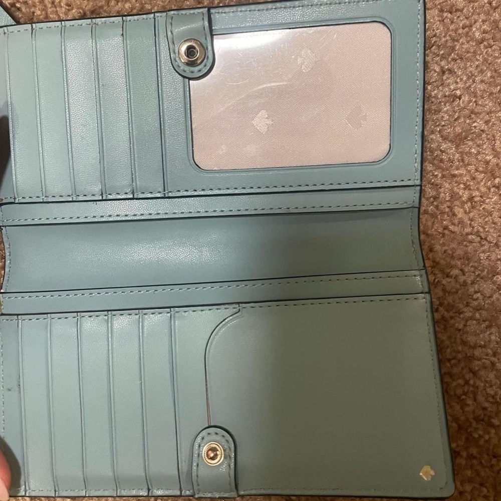 Kate Spade Wallet - Picture 2 of 2